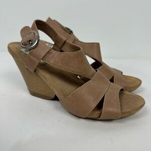 Dr. Scholl's Wonder Brown Open Toe Heels Neutral Faux Leather Comfort Sandals